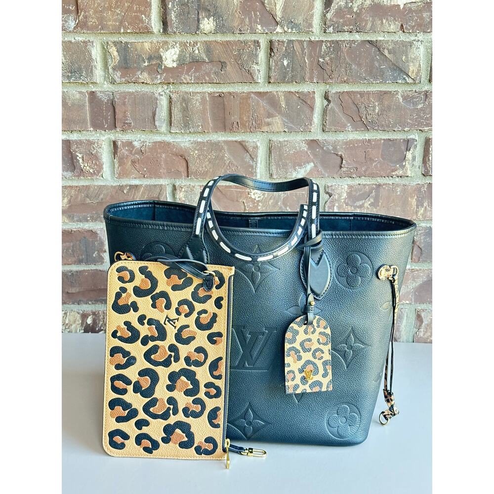 Louis Vuitton Neverfull Wild at Heart Monogram Empreinte Giant MM	 Black 43782